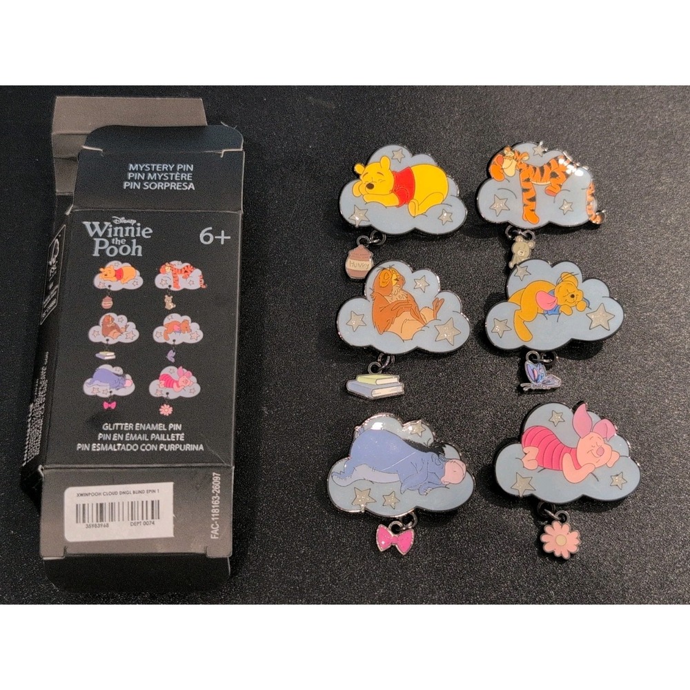 Loungefly Winnie the Pooh Sleeping Clouds with Charm Pin-Box Lunch Complete Set!